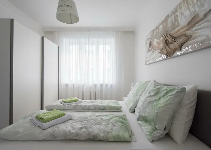 Let It Be U1, U2, U4 Karlsplatz Oper Apartamento *