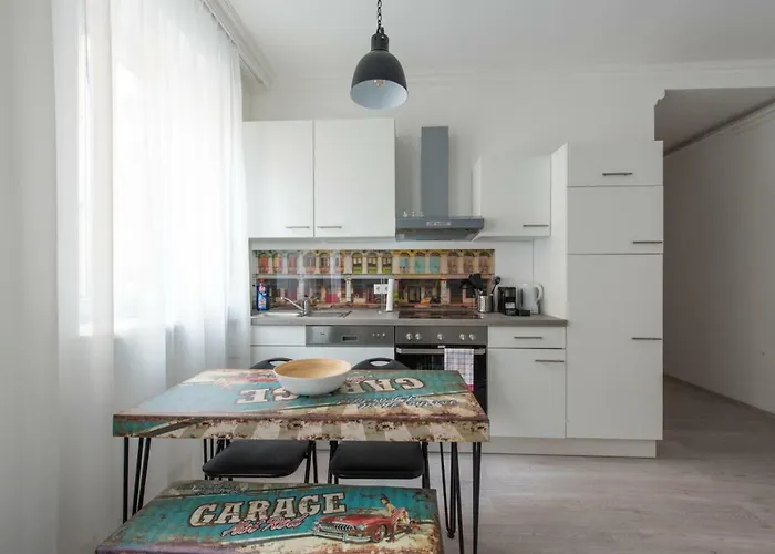 Apartamento Let It Be U1, U2, U4 Karlsplatz Oper Viena
