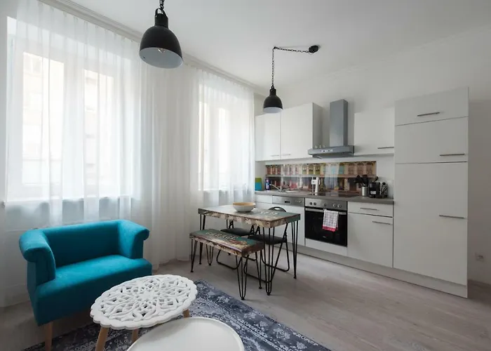 Let It Be U1, U2, U4 Karlsplatz Oper Apartamento *