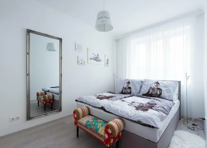 Let It Be U1, U2, U4 Karlsplatz Oper Apartamento *
